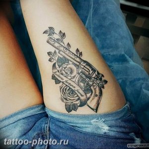 фото тату револьвер 24.12.2018 №367 - photo tattoo revolver - tattoo-photo.ru