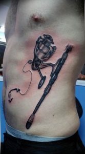фото тату рыбацкий крючек 08.02.2019 №066 - photo tattoo fishing hook - tattoo-photo.ru