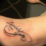 фото тату рыбацкий крючек 08.02.2019 №084 - photo tattoo fishing hook - tattoo-photo.ru