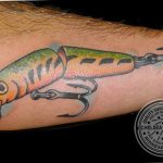 фото тату рыбацкий крючек 08.02.2019 №183 - photo tattoo fishing hook - tattoo-photo.ru