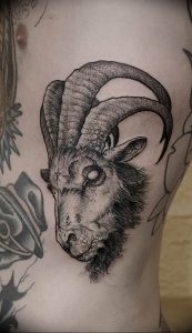 фото тату козерог 05.03.2019 №001 - photo tattoo ibex - tattoo-photo.ru