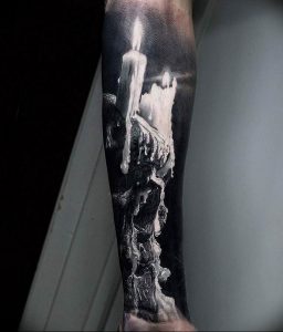 фото тату горящая свеча 20.03.2019 №010 - tattoo burning candle - tattoo-photo.ru
