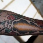 фото тату горящая свеча 20.03.2019 №060 - tattoo burning candle - tattoo-photo.ru