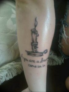 фото тату горящая свеча 20.03.2019 №066 - tattoo burning candle - tattoo-photo.ru