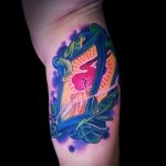 фото тату горящая свеча 20.03.2019 №078 - tattoo burning candle - tattoo-photo.ru