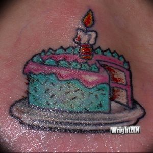 фото тату горящая свеча 20.03.2019 №102 - tattoo burning candle - tattoo-photo.ru