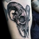 фото тату козерог 05.03.2019 №015 - photo tattoo ibex - tattoo-photo.ru