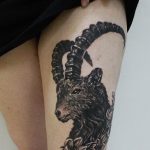фото тату козерог 05.03.2019 №070 - photo tattoo ibex - tattoo-photo.ru