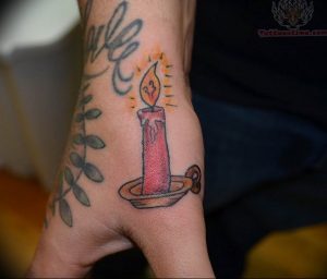 фото тату на кисти руки в виде свечи 20.03.2019 №002 - tattoo candle - tattoo-photo.ru