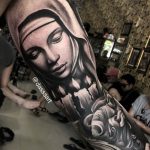 фото тату на руке со свечей 20.03.2019 №028 - tattoo on the arm with a cand - tattoo-photo.ru