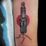 фото тату свеча зажигания 20.03.2019 №028 - tattoo spark plug - tattoo-photo.ru