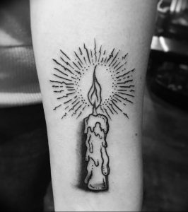 фото тату свеча на предплечье 20.03.2019 №013 - forearm candle tattoo - tattoo-photo.ru