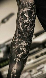 фото тату свеча на предплечье 20.03.2019 №043 - forearm candle tattoo - tattoo-photo.ru