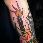 фото тату свеча на предплечье 20.03.2019 №046 - forearm candle tattoo - tattoo-photo.ru