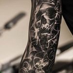 фото тату со свечой 20.03.2019 №003 - candle tattoo - tattoo-photo.ru