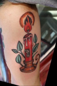 фото тату со свечой 20.03.2019 №079 - candle tattoo - tattoo-photo.ru