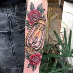 фото тату фонарь со свечой 20.03.2019 №005 - tattoo lantern with a candle - tattoo-photo.ru