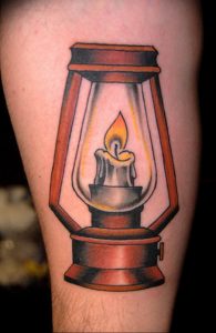 фото тату фонарь со свечой 20.03.2019 №055 - tattoo lantern with a candle - tattoo-photo.ru