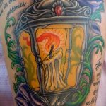 фото тату фонарь со свечой 20.03.2019 №085 - tattoo lantern with a candle - tattoo-photo.ru