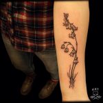 Фото тату цветок колокольчики 15.04.2019 №005 - ideas flower bells tattoo - tattoo-photo.ru