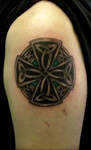фото кельтский оберег тату 03.04.2019 №036 - celtic amulet tattoo - tattoo-photo.ru