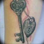 фото тату Ключ 03.05.2019 №217 - tattoo key - tattoo-photo.ru