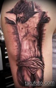 фото тату Распятие 01.05.2019 №018 - crucifix tattoo - tattoo-photo.ru