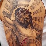 фото тату Распятие 01.05.2019 №027 - crucifix tattoo - tattoo-photo.ru