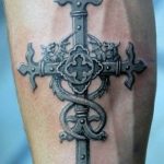 фото тату Распятие 01.05.2019 №051 - crucifix tattoo - tattoo-photo.ru