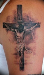 фото тату Распятие 01.05.2019 №053 - crucifix tattoo - tattoo-photo.ru
