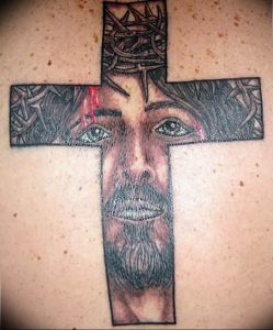 фото тату Распятие 01.05.2019 №111 - crucifix tattoo - tattoo-photo.ru