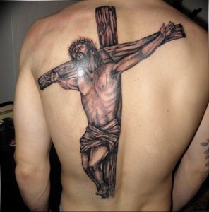 фото тату Распятие 01.05.2019 №114 - crucifix tattoo - tattoo-photo.ru