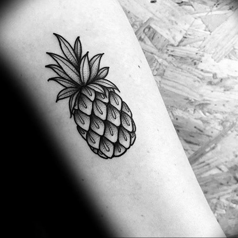фото тату ананас 24.04.2019 № 003 - tattoo pineapple - tattoo-photo.ru.