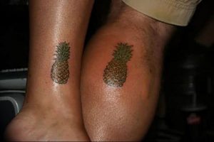 фото тату ананас 24.04.2019 №019 - tattoo pineapple - tattoo-photo.ru