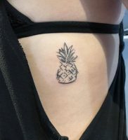 фото тату ананас 24.04.2019 №026 — tattoo pineapple — tattoo-photo.ru