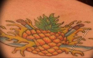 фото тату ананас 24.04.2019 №170 - tattoo pineapple - tattoo-photo.ru