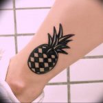 фото тату ананас 24.04.2019 №242 - tattoo pineapple - tattoo-photo.ru
