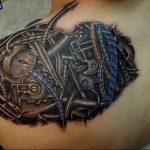 фото тату биомеханика на плече 06.04.2019 №022 - tattoo biomechaniс - tattoo-photo.ru