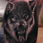 фото тату волчий оскал 01.05.2019 №090 - wolf grin tattoo - tattoo-photo.ru