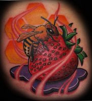 фото тату клубника 10.04.2019 №216 — strawberry tattoo — tattoo-photo.ru