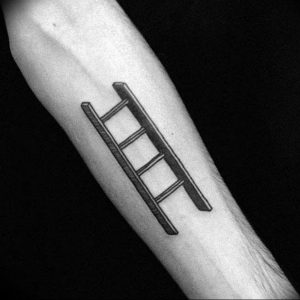 фото тату лестница 15.04.2019 №006 - tattoo ladder - tattoo-photo.ru