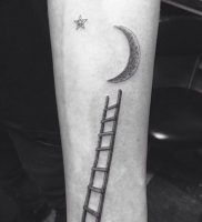 фото тату лестница 15.04.2019 №007 — tattoo ladder — tattoo-photo.ru