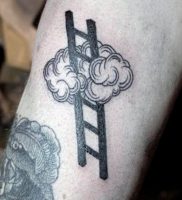 фото тату лестница 15.04.2019 №019 — tattoo ladder — tattoo-photo.ru