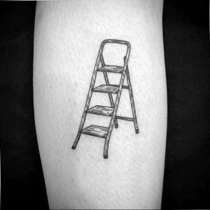 фото тату лестница 15.04.2019 №118 - tattoo ladder - tattoo-photo.ru