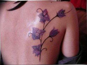 Фото тату цветок колокольчики 15.04.2019 №031 - ideas flower bells tattoo - tattoo-photo.ru