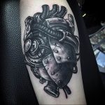 фото биомеханика сердце тату 06.04.2019 №011 - biomechanics heart tattoo - tattoo-photo.ru