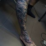 фото биомеханика тату на ноге 06.04.2019 №015 - biomechanics of a tattoo - tattoo-photo.ru