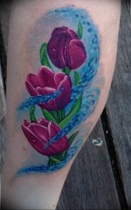 фото вариант тату цветок тюльпана 06.04.2019 №032 - tulip tattoo - tattoo-photo.ru