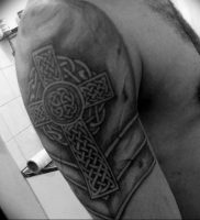 фото кельтский оберег тату 03.04.2019 №008 — celtic amulet tattoo — tattoo-photo.ru