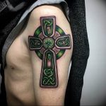 фото кельтский оберег тату 03.04.2019 №021 - celtic amulet tattoo - tattoo-photo.ru